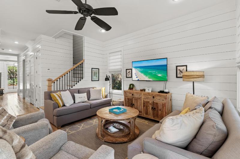 The Best of Both Worlds at Seagrove Serenity - image 8