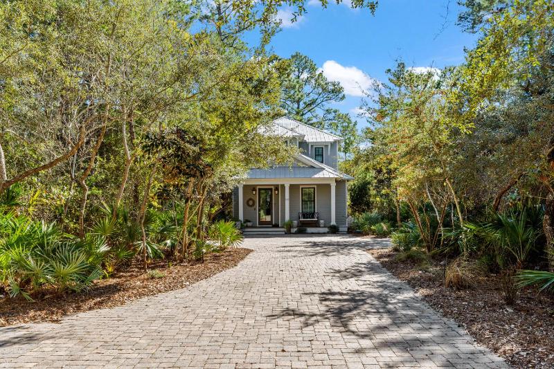 The Best of Both Worlds at Seagrove Serenity - image 7