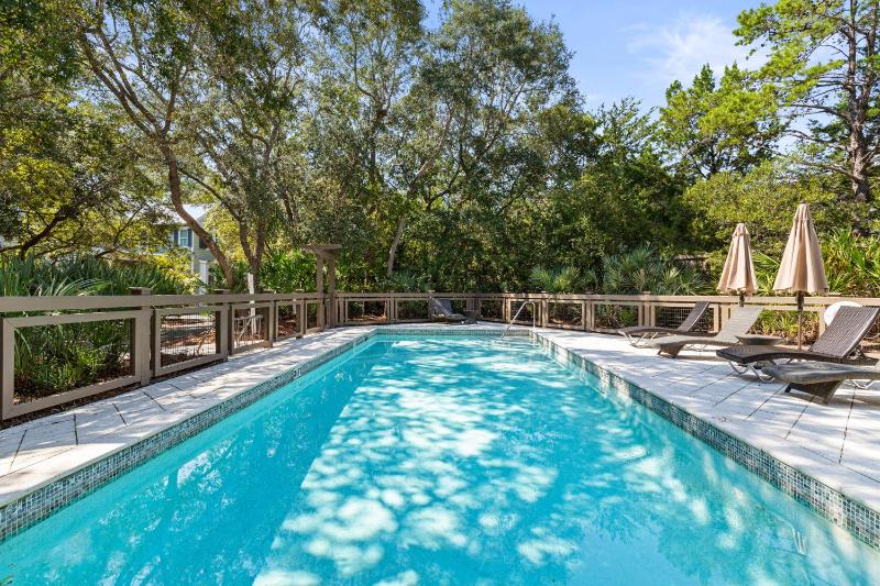 The Best of Both Worlds at Seagrove Serenity - image 14