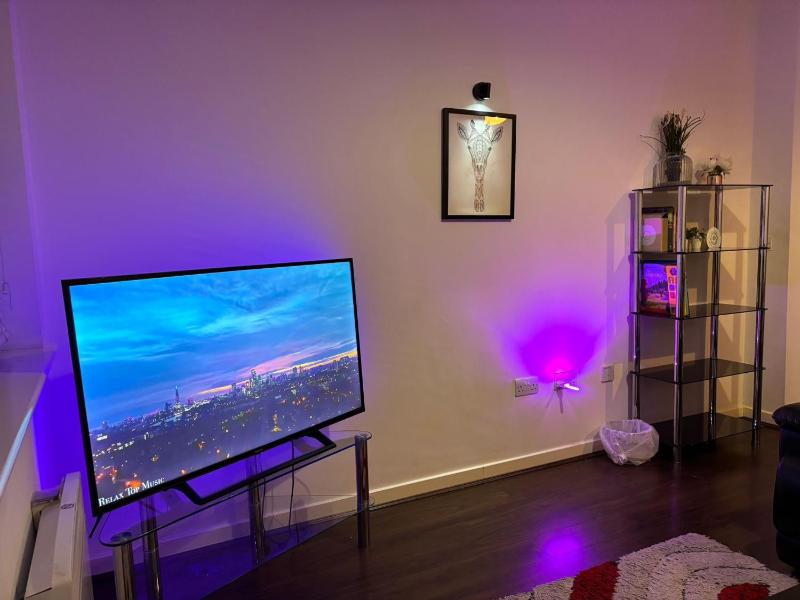 Two-Bedroom Apartment image 3