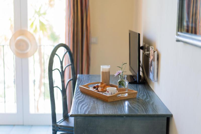 Superior Double or Twin Room image 3