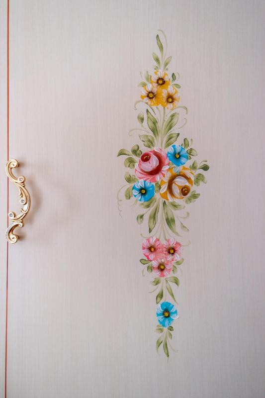 Double Room with Shared Bathroom image 2