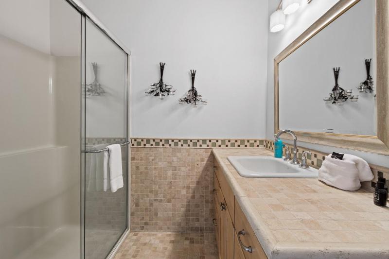 Apartment image 4