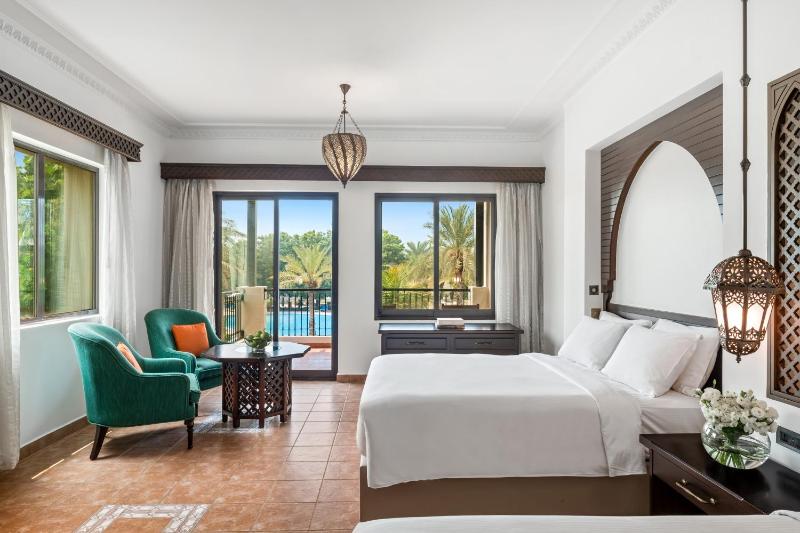 Family Room with Pool View image 3