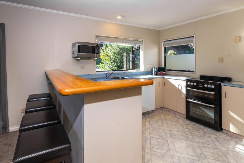 Accent On Taupo Motor Lodge - image 37