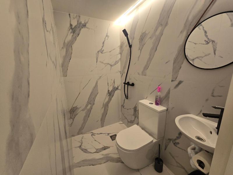 T4 Studio apartment - image 11