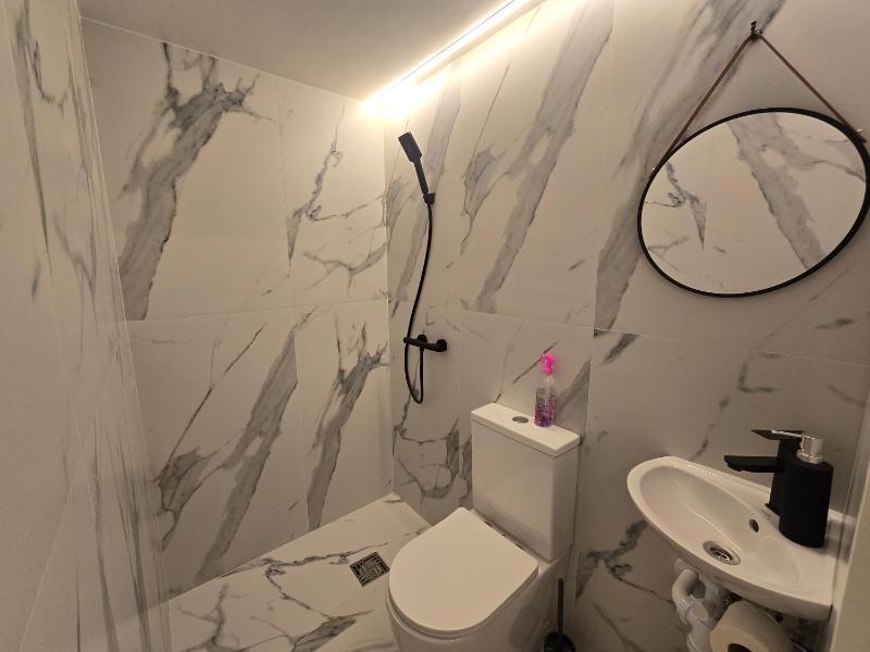 T4 Studio apartment - image 8