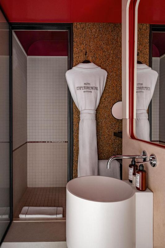 Classic Room image 4