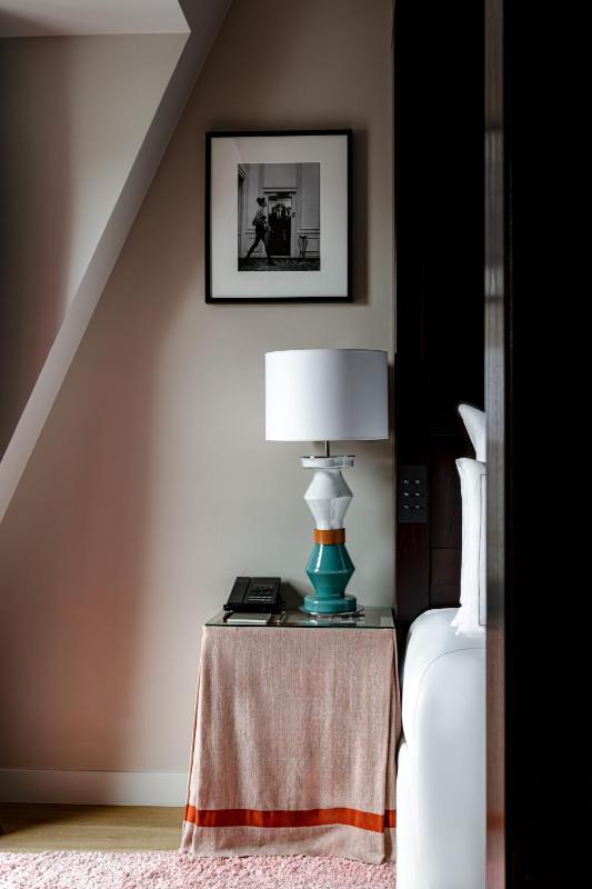 Classic Room image 3