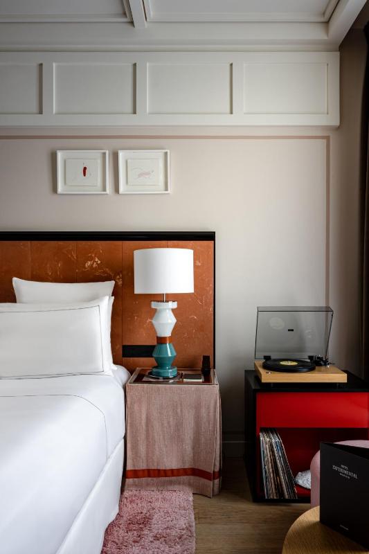 Grande Superior Room image 4