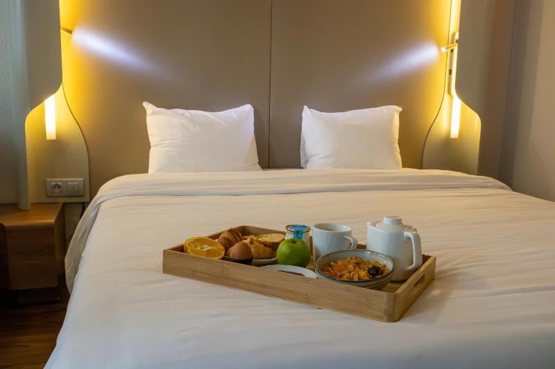 Double Room with Two Double Beds image 1