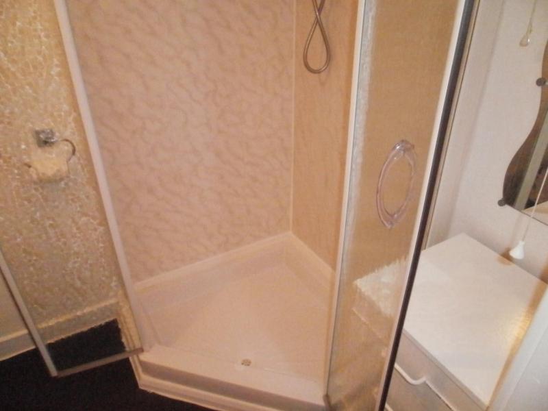 Double Room image 4