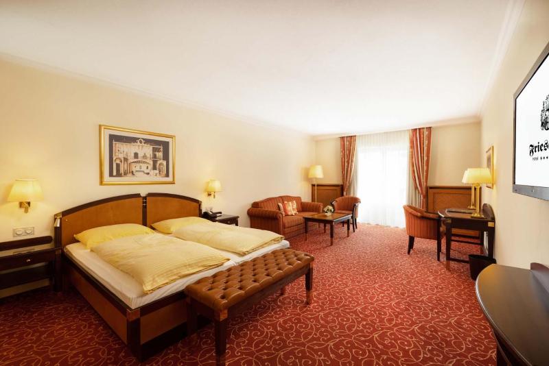 Double Room image 2