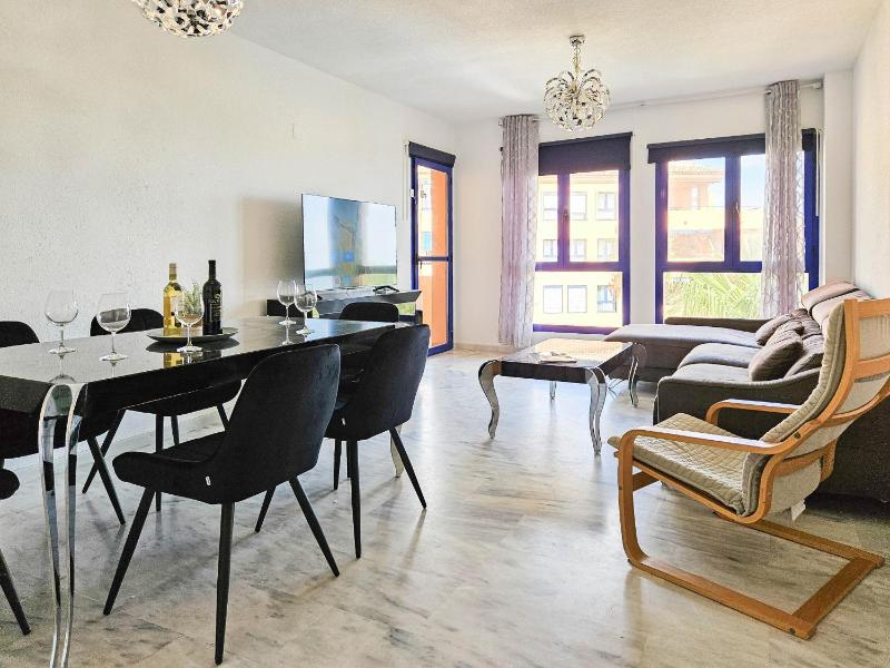 Beautiful sea views duplex penthouse in Manilva - image 43