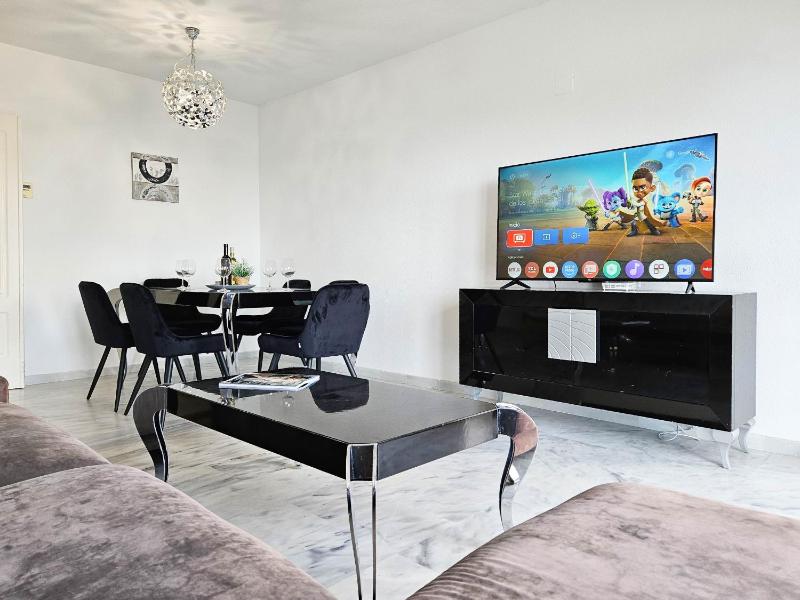Beautiful sea views duplex penthouse in Manilva - image 48