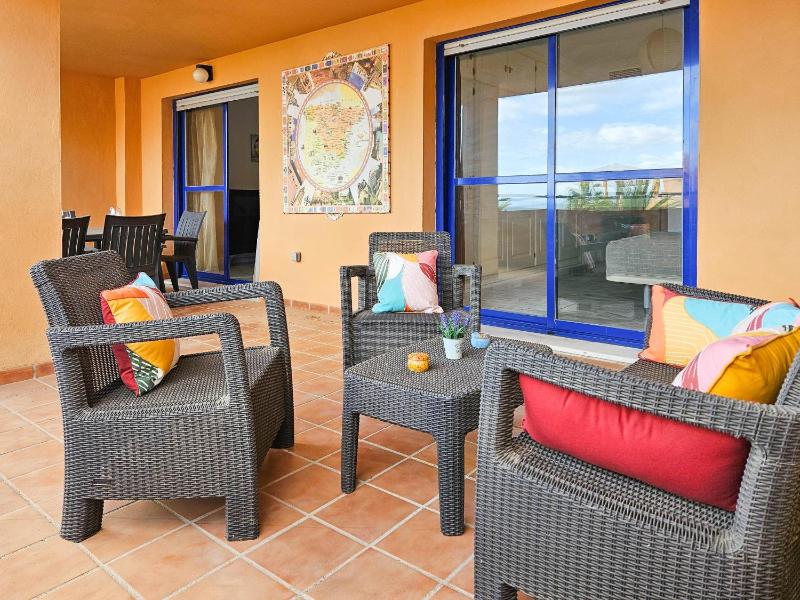Beautiful sea views duplex penthouse in Manilva - image 38