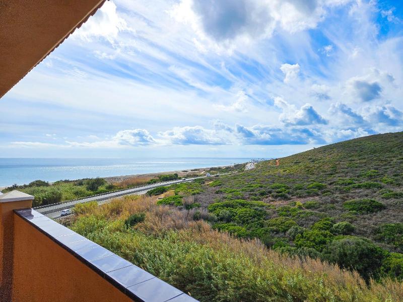 Beautiful sea views duplex penthouse in Manilva - image 37