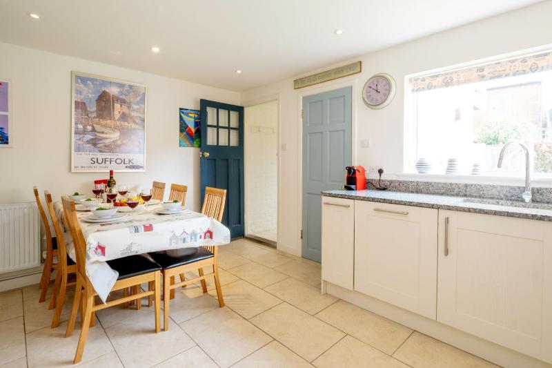 8 Lee Road Aldeburgh - Aldeburgh Coastal Cottages - image 12