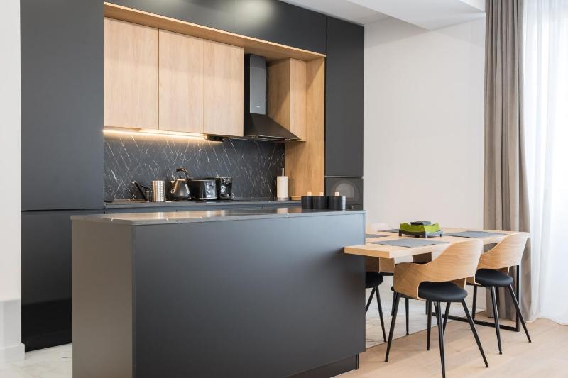 Eden - Elegant Retreat in Rosetti Luxury - image 9
