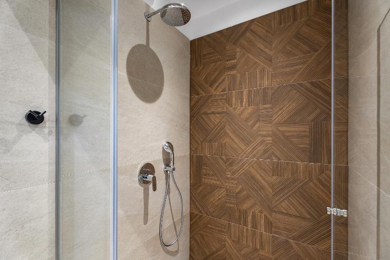 Luxury Tommy's Apartment - image 36