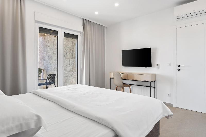 Luxury Tommy's Apartment - image 27