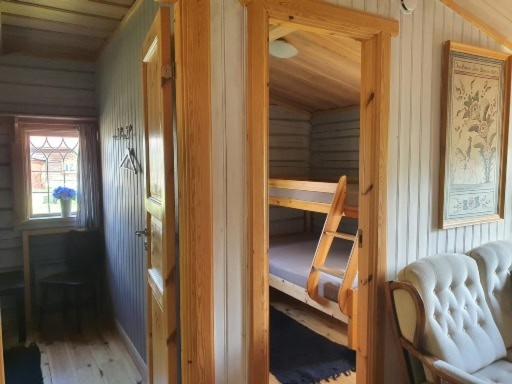 Cottage (4 Adults + 2 Children) image 3