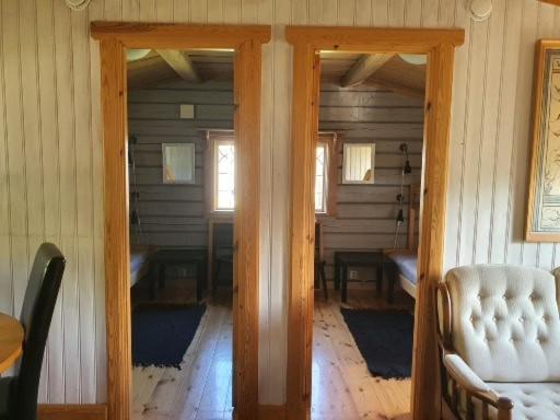 Cottage (4 Adults + 2 Children) image 2