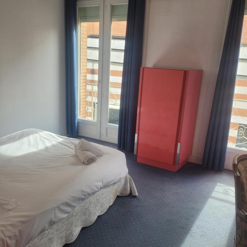 Single Room image 4