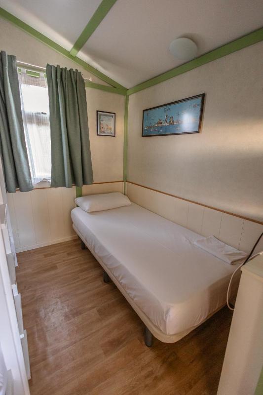 Bungalow image 4