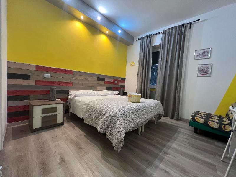 Double Room with Private Bathroom image 1