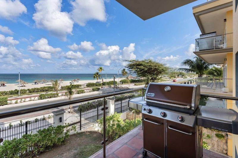 Beachfront-Adults Only-Majestic View 3BRcondo-E221 - image 14