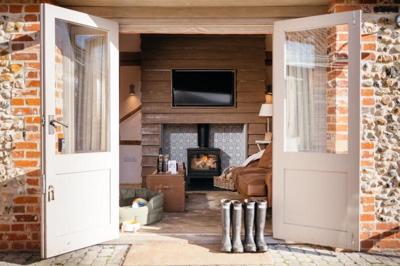 One-Bedroom House image 1