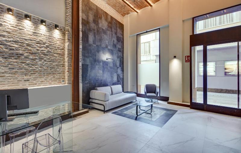 Sercotel Granada Suites - image 11