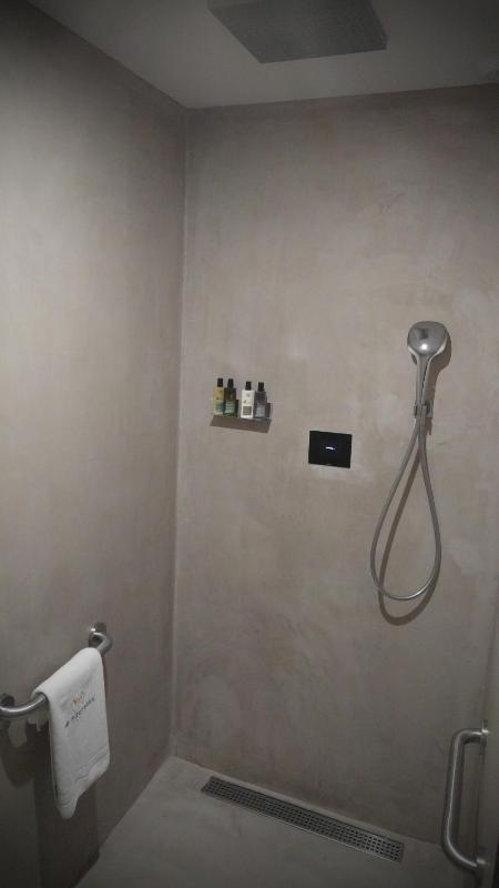 Superior Double Room with Shower image 2