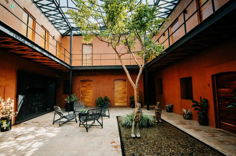 Spira Hotel - image 3