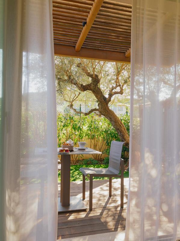 Two-Bedroom Villa image 3