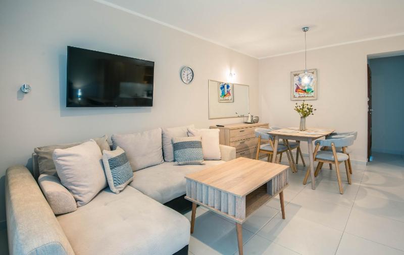 Apartamenty Zdrojowa 18 Studio z ogródkiem - Apartamenty na Wyspie - image 20
