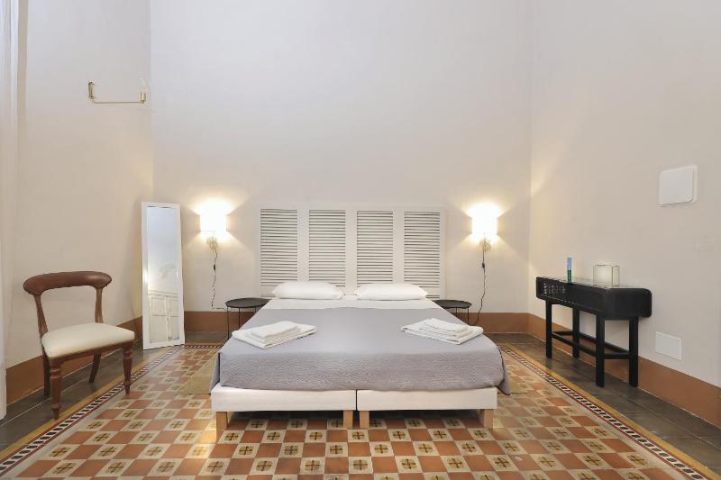 Junior Suite with Terrace image 4