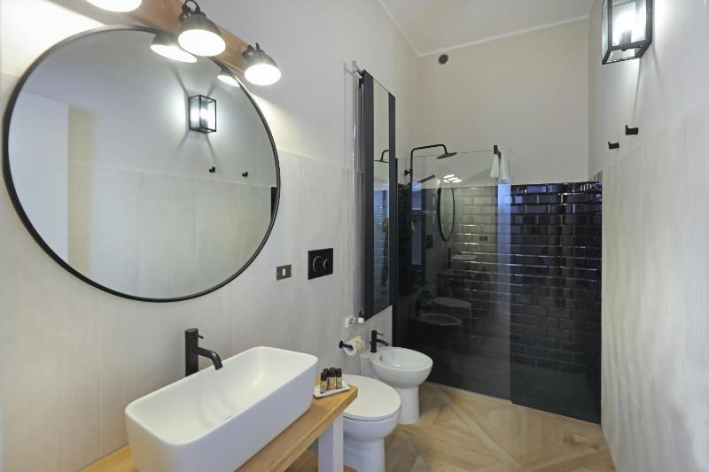 Suite image 3