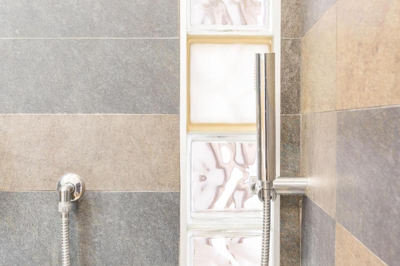 Deluxe Double Room image 4