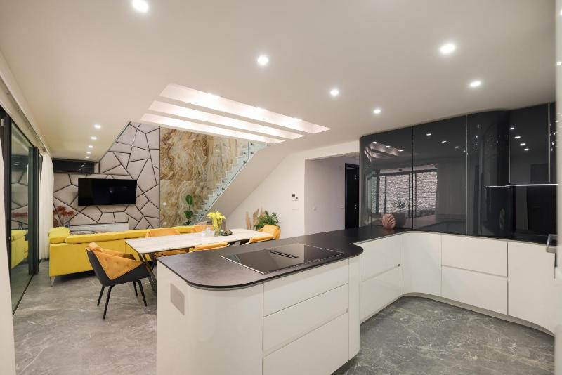 Residence 8 - image 10