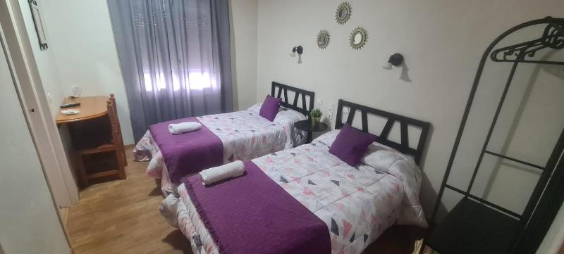 Double or Twin Room image 2