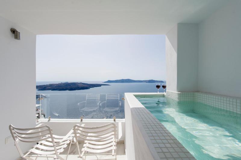 Junior Suite with Caldera View and Hot Tub image 2