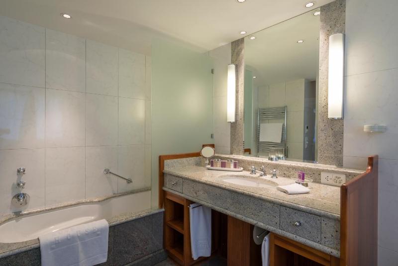 Deluxe Single Room image 2