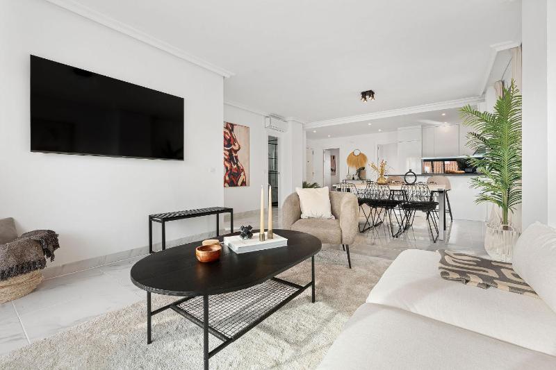 La Maestranza - Luxury Renovated Apartment - image 18