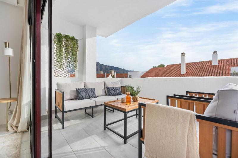 La Maestranza - Luxury Renovated Apartment - image 13