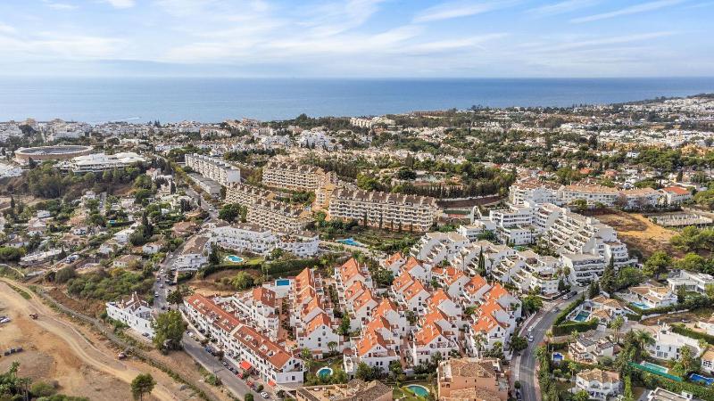 La Maestranza - Luxury Renovated Apartment - image 12