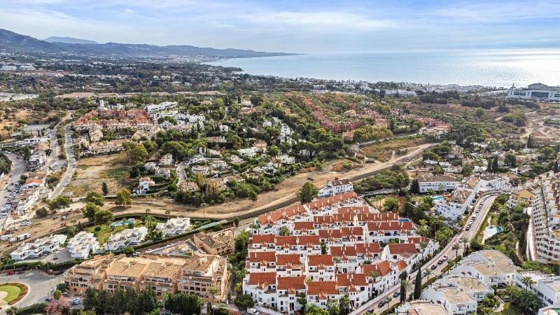La Maestranza - Luxury Renovated Apartment - image 5