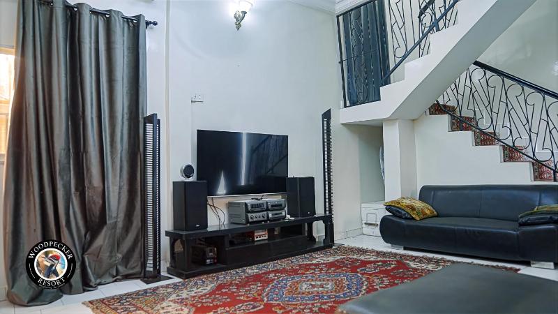 Woodpecker Resort Hotel - image 4