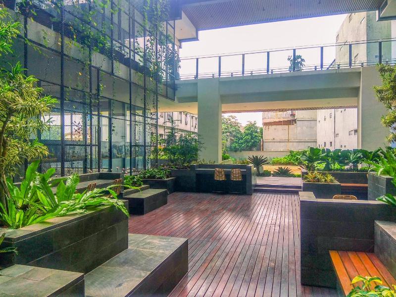 Good Deal Studio at Evenciio Apartment Margonda near UI By Travelio - image 7